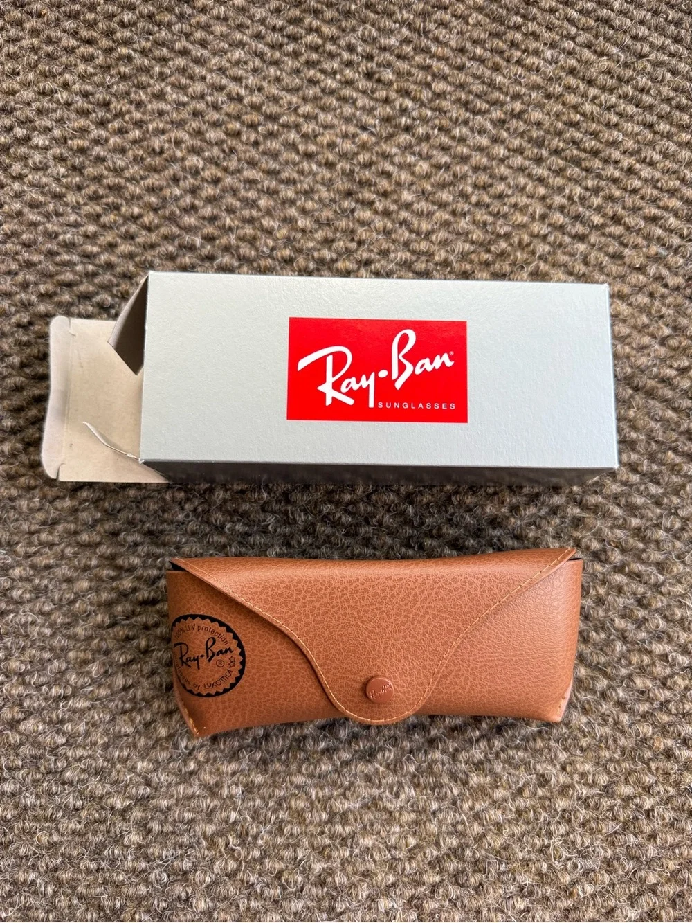 Brand New Ray Ban Polarized New Wayfarer Sunglasses RB2132 Size 55